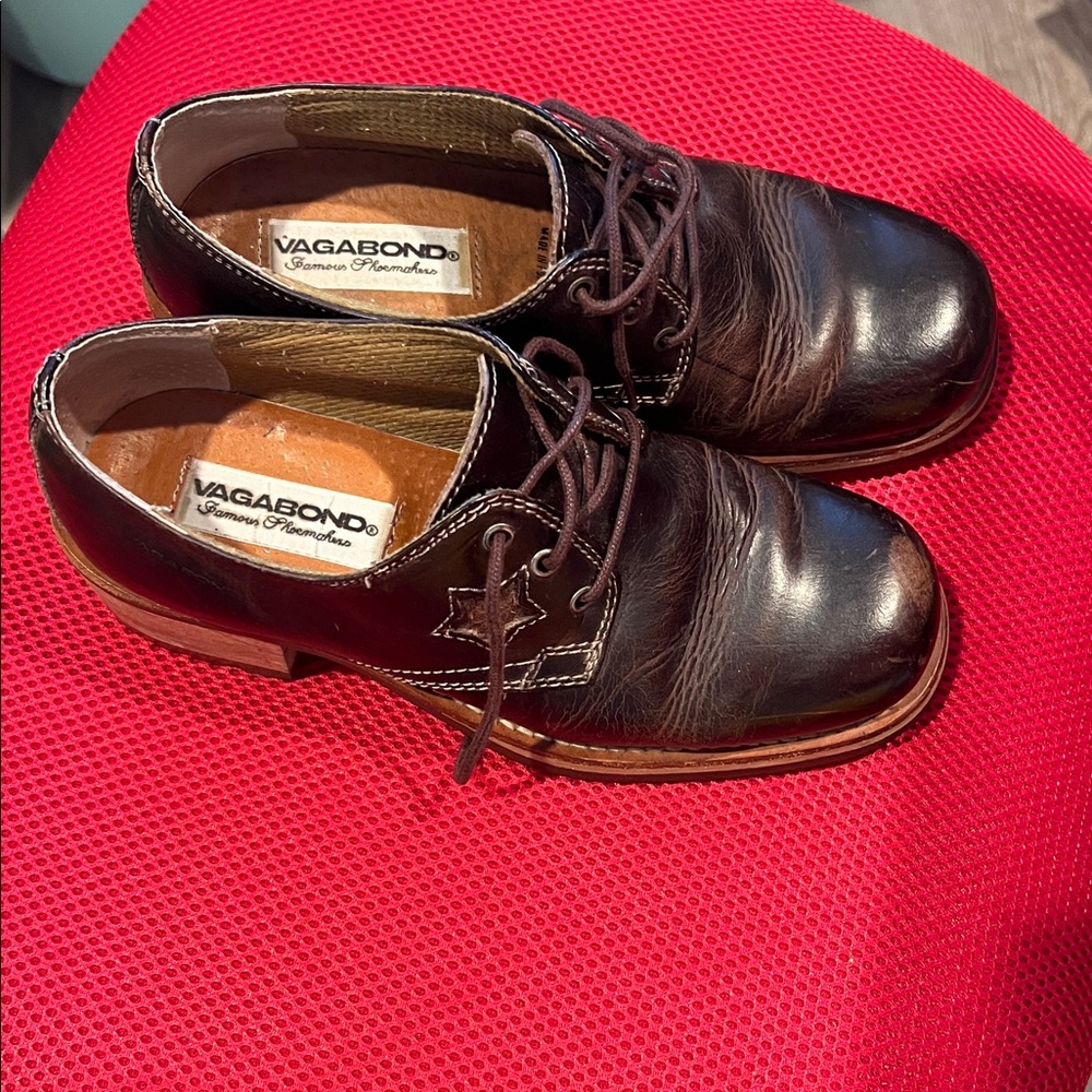 Vagabond Dark Brown Leather Lace-Up Shoes